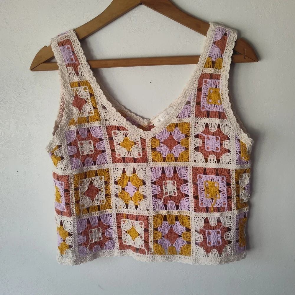 Rebellion Colorful Crochet Women Top Snall - Picture 1 of 9